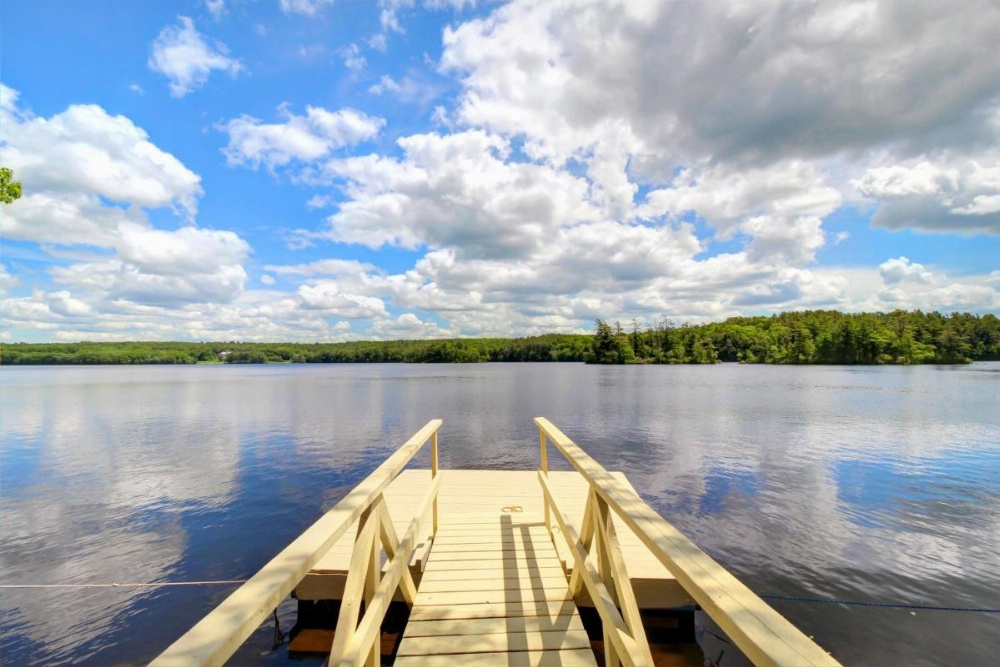 Damariscotta Lakefront Retreat Image 10