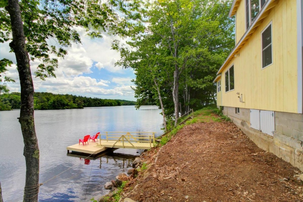 Damariscotta Lakefront Retreat Image 13