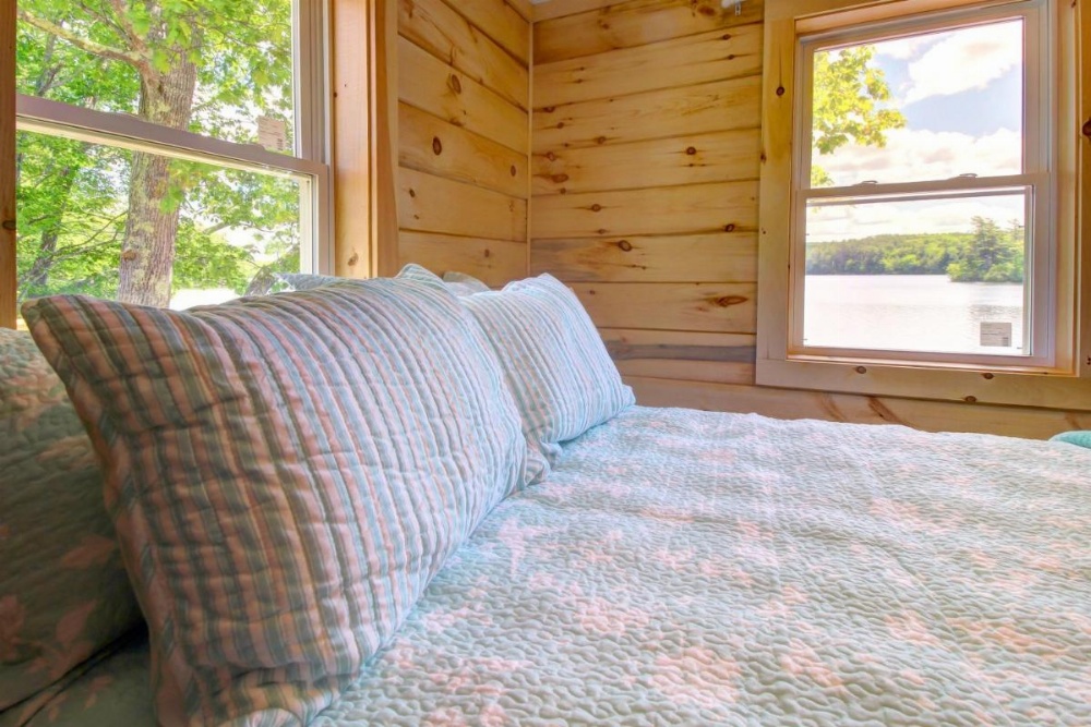 Damariscotta Lakefront Retreat Image 33