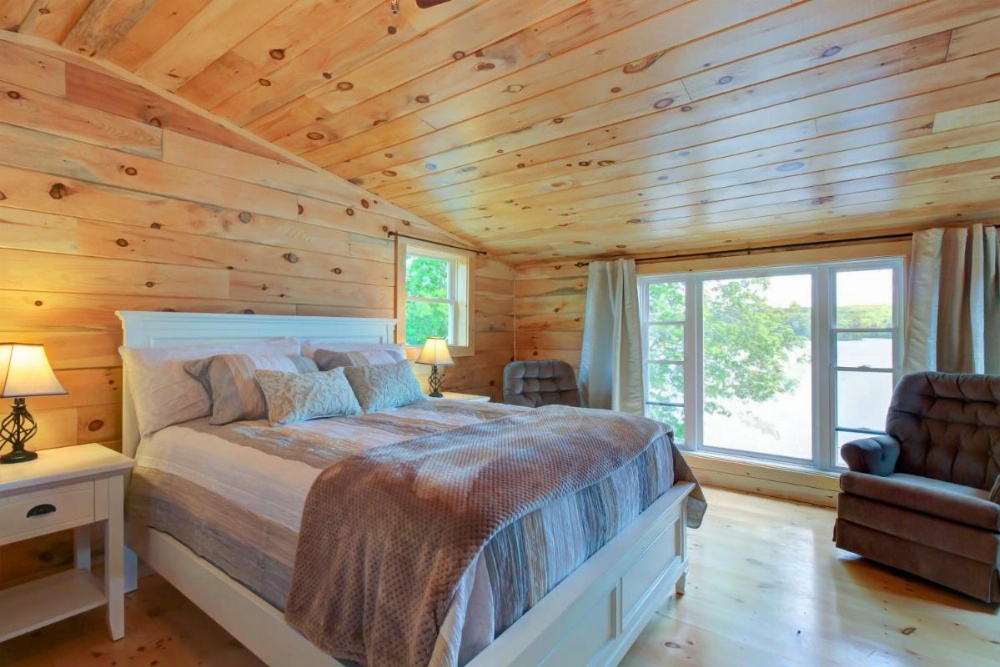 Damariscotta Lakefront Retreat Image 34